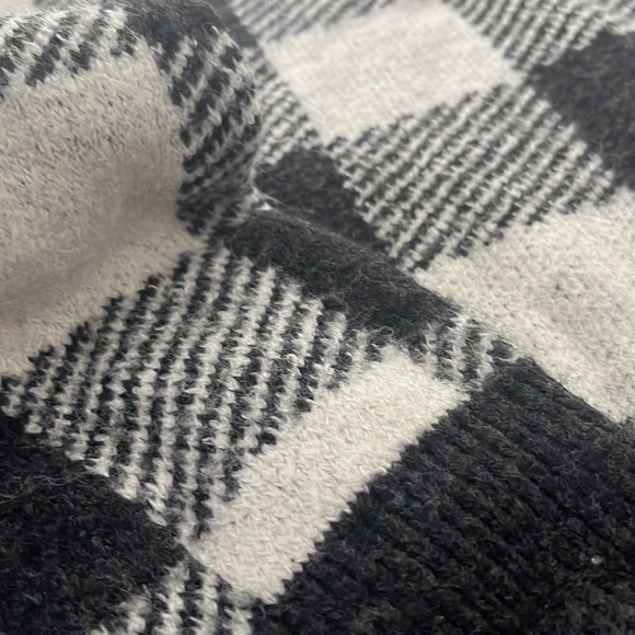 HM plaid knit sweater - Picture 4 of 5